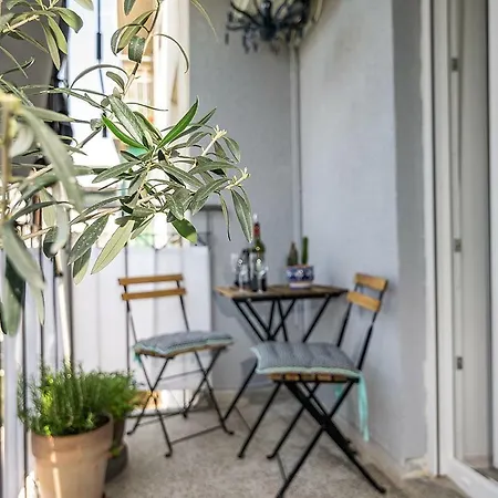 Zoe Appartement *